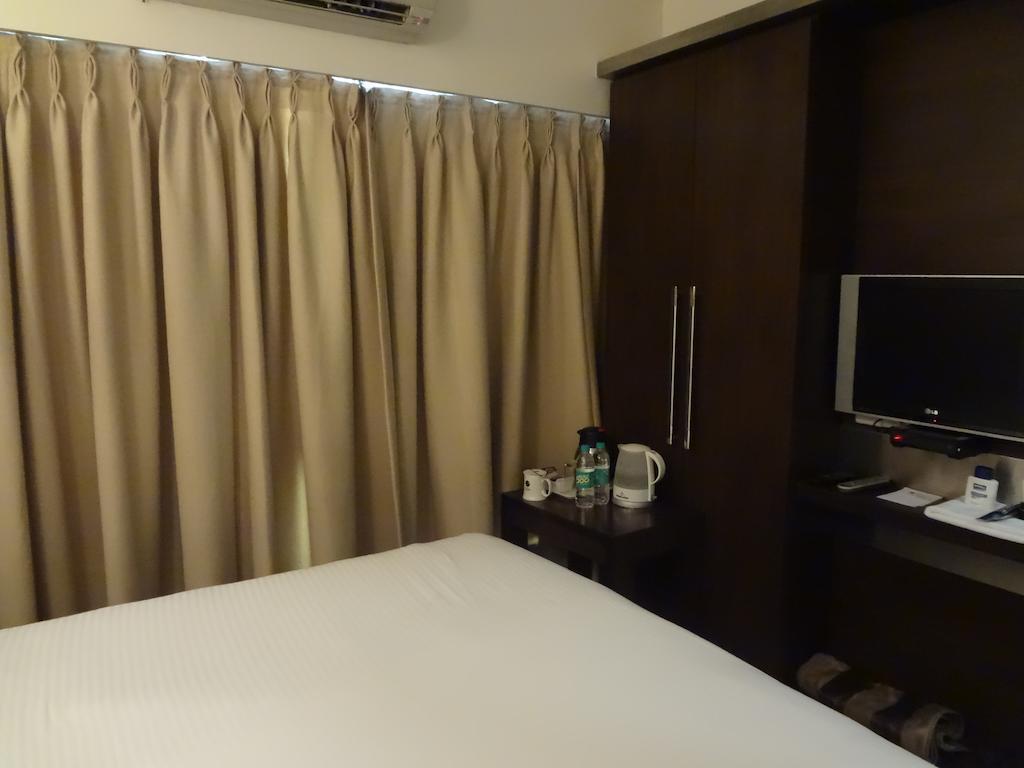 Hotel Suba Galaxy Mumbai Eksteriør bilde